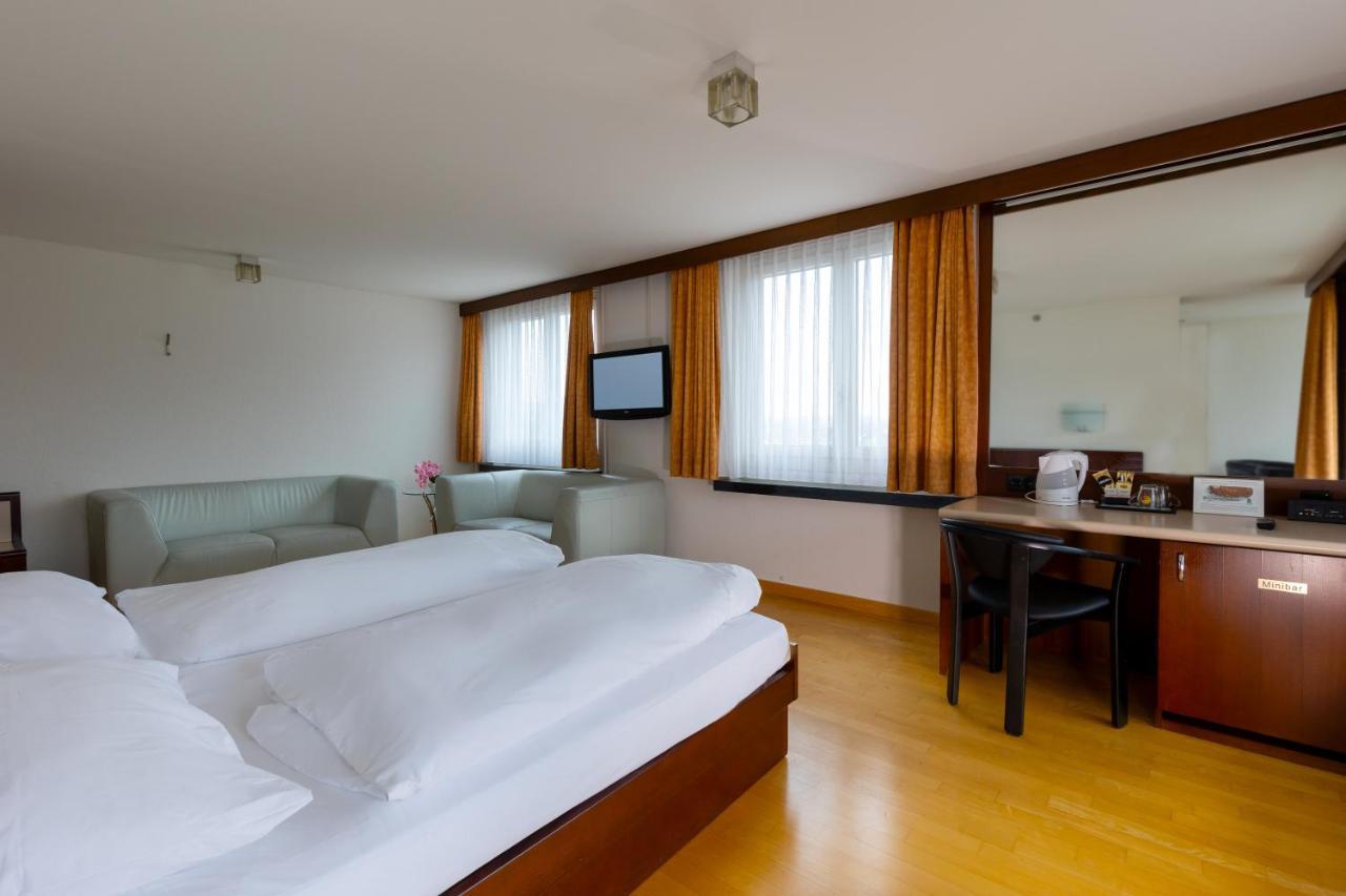 Hotel Linde - 24H Self Check-In بادن المظهر الخارجي الصورة