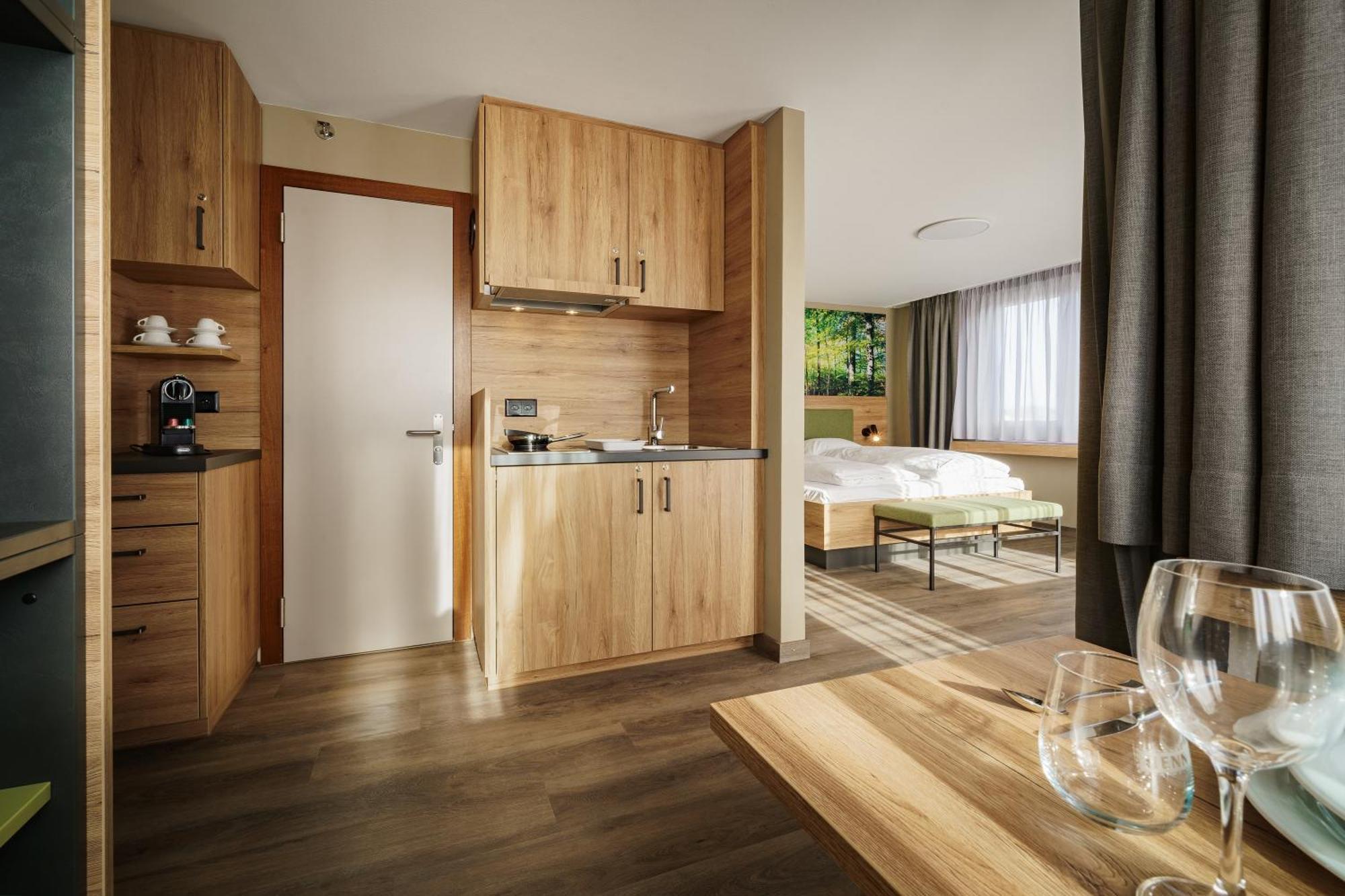 Hotel Linde - 24H Self Check-In بادن المظهر الخارجي الصورة