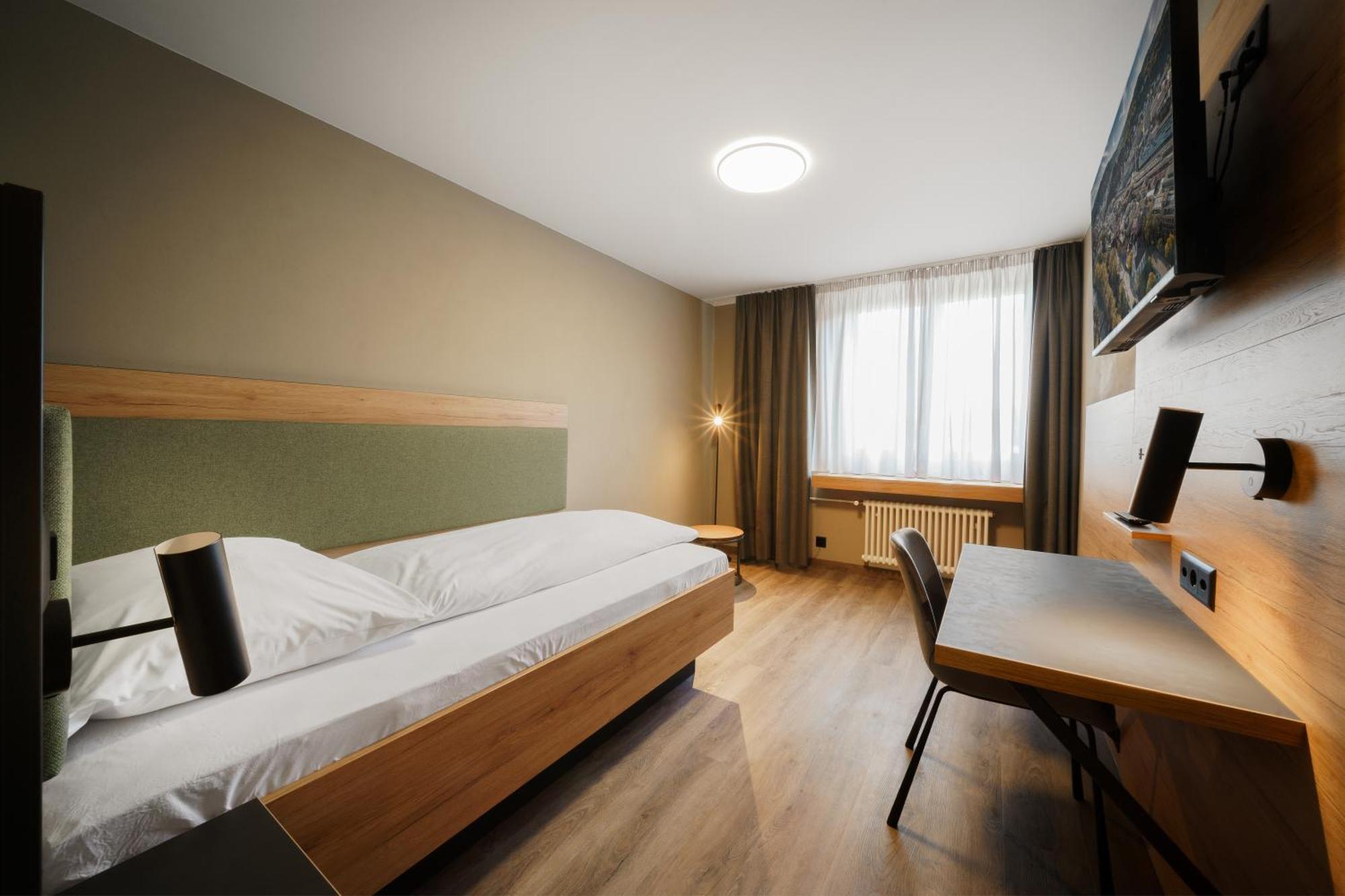 Hotel Linde - 24H Self Check-In بادن المظهر الخارجي الصورة