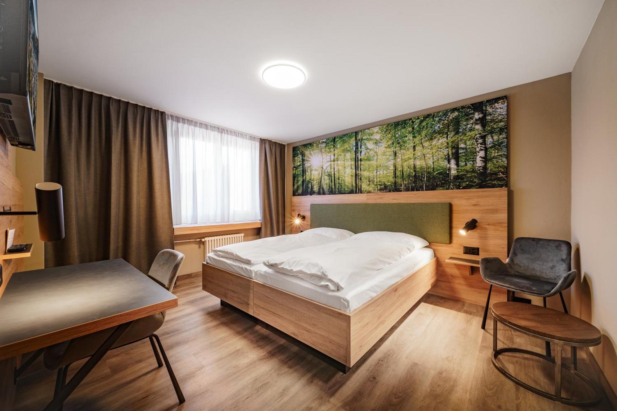 Hotel Linde - 24H Self Check-In بادن المظهر الخارجي الصورة