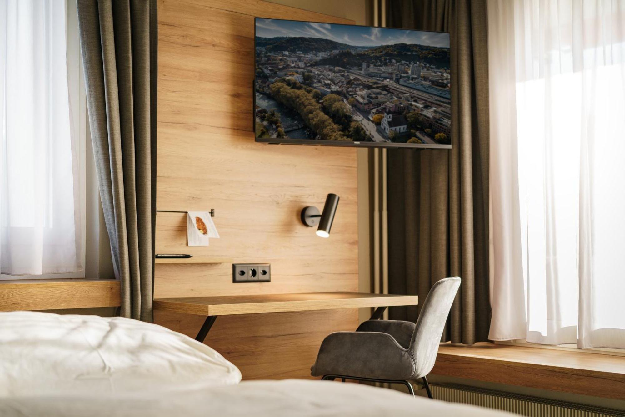 Hotel Linde - 24H Self Check-In بادن المظهر الخارجي الصورة